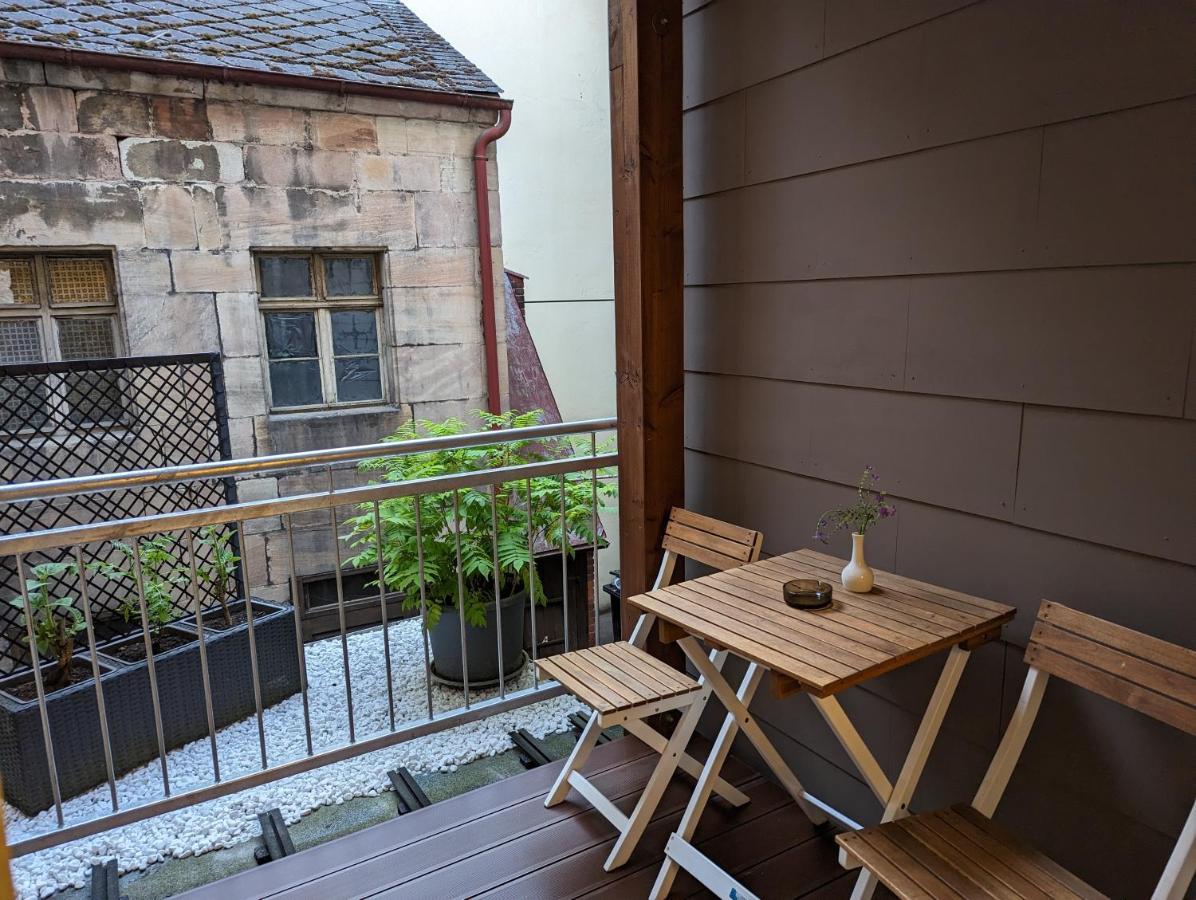 New Private Rooms Fuerth Exterior photo